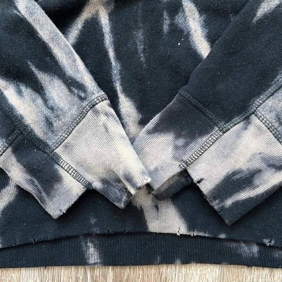 N:Philanthropy Sweatsuit - Picture 8 of 8